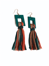 Load image into Gallery viewer, Small Square Earrings